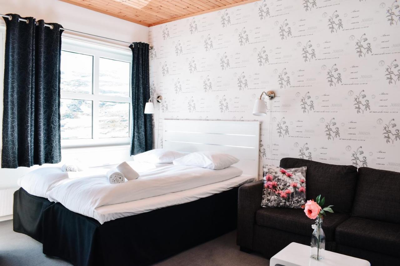 Djupvasshytta Bed & Breakfast Гейрангер Экстерьер фото