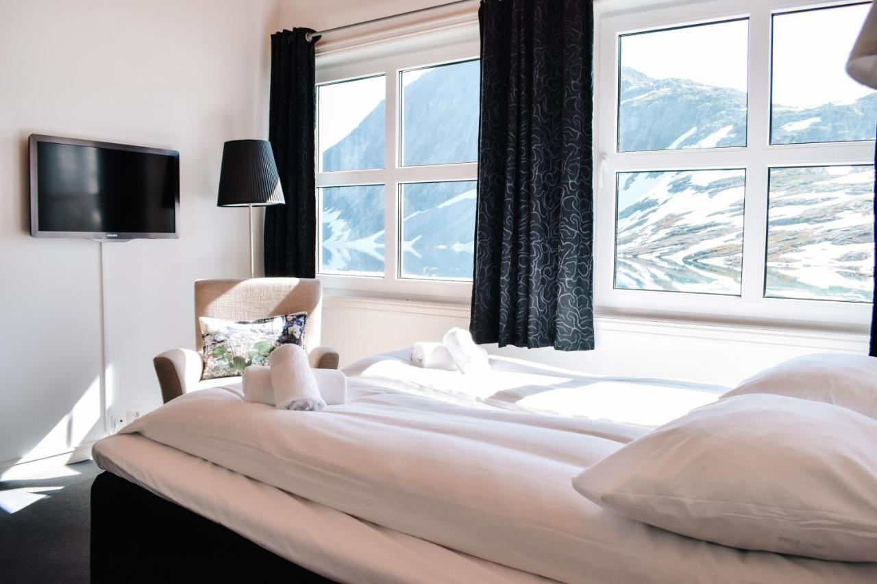 Djupvasshytta Bed & Breakfast Гейрангер Экстерьер фото
