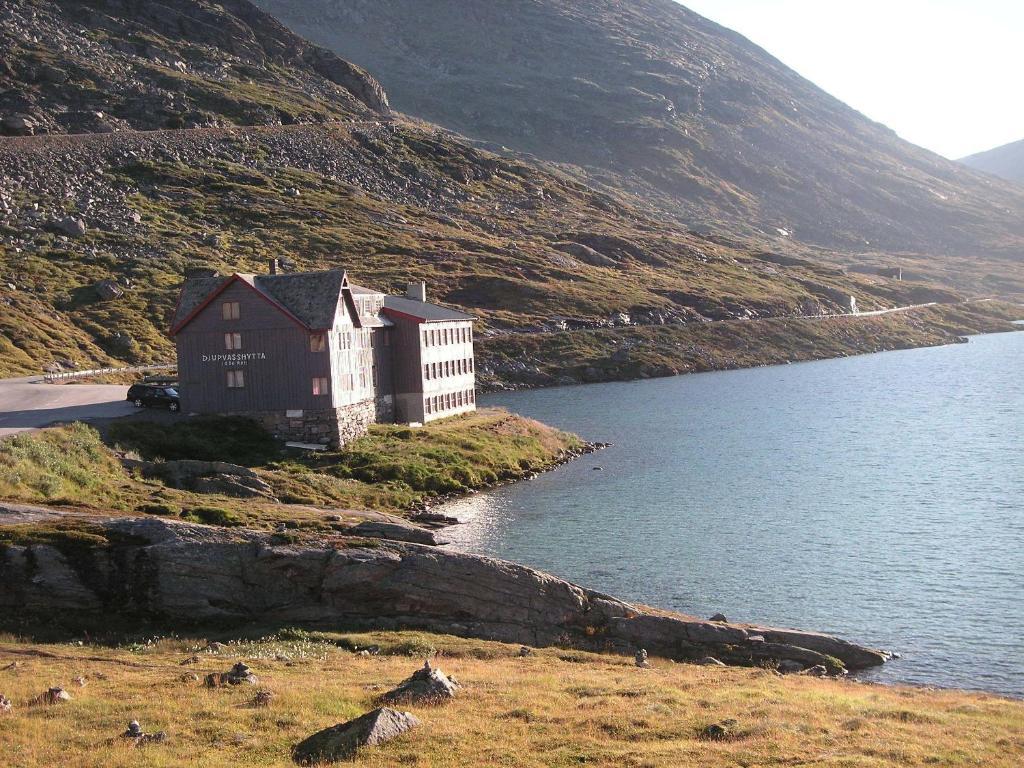 Djupvasshytta Bed & Breakfast Гейрангер Экстерьер фото